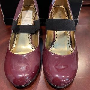 Cute heels, maroon / garnet